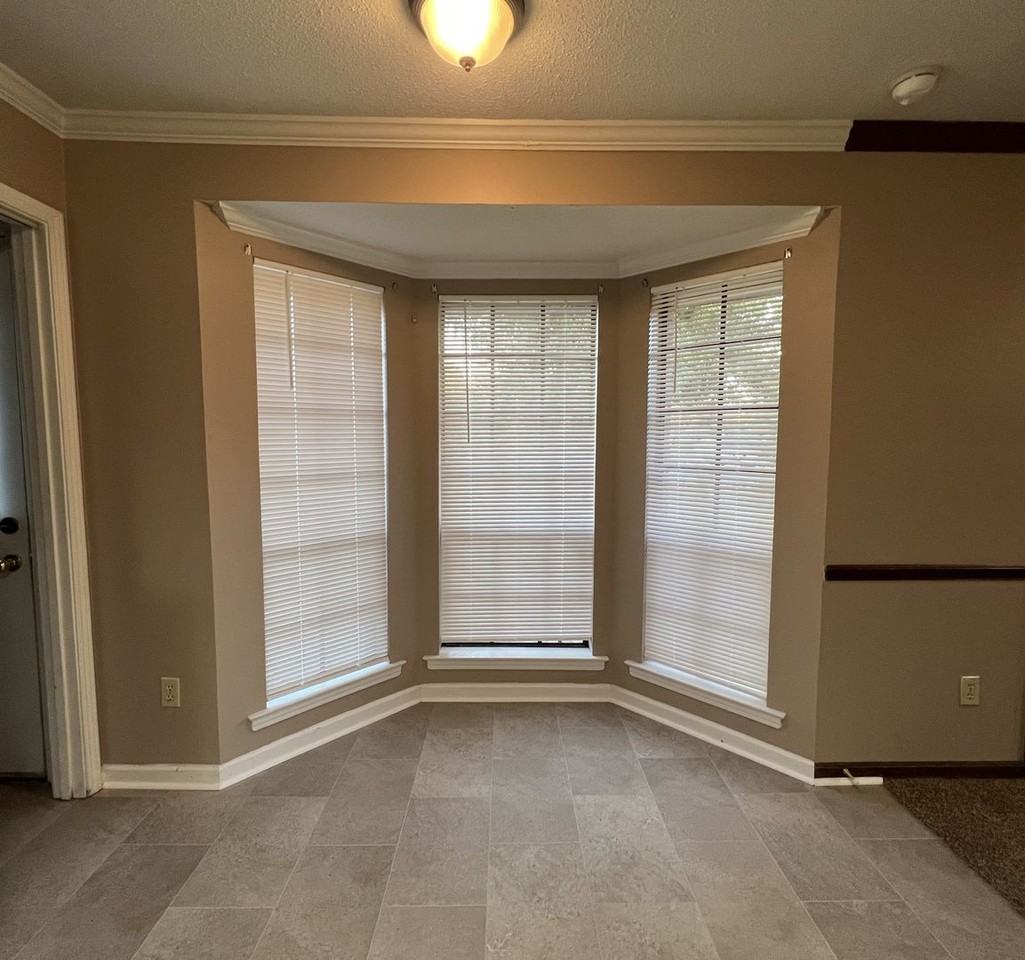 1208 Upper Kingston Road - Photo 5 of 23