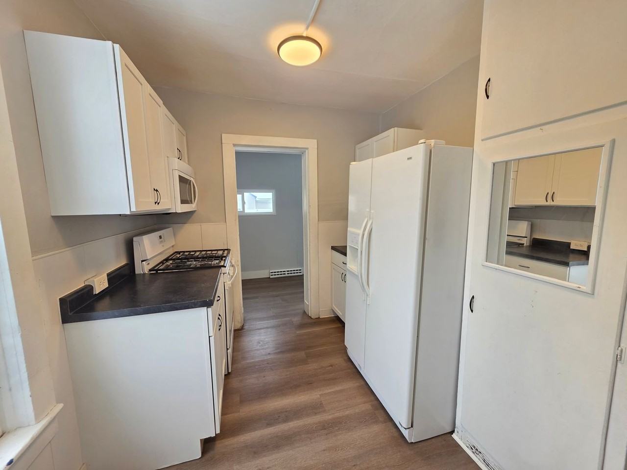 127 3rd St - Photo 3 of 23