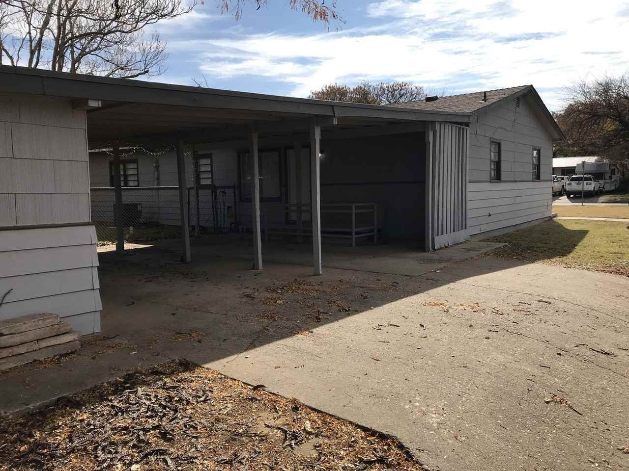 3820 30th Street - Photo 2 of 11