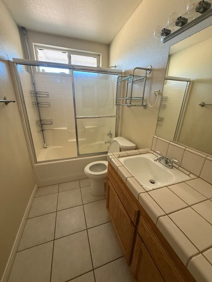 15377 Dale Evans Pkwy - Photo 4 of 12