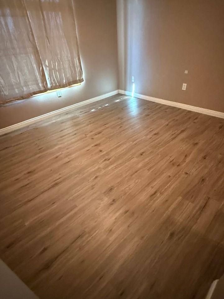 15377 Dale Evans Pkwy - Photo 5 of 12