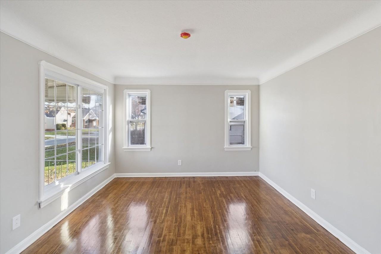 2531 North Ave - Photo 6 of 31