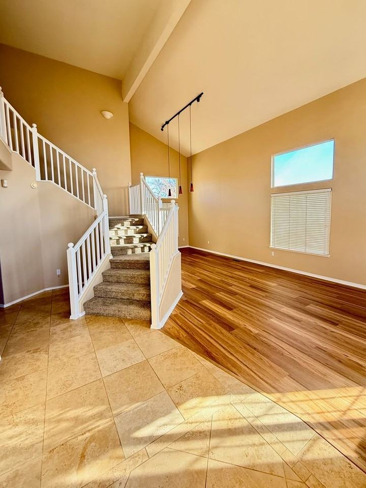 5501 Brittania Drive - Photo 2 of 12