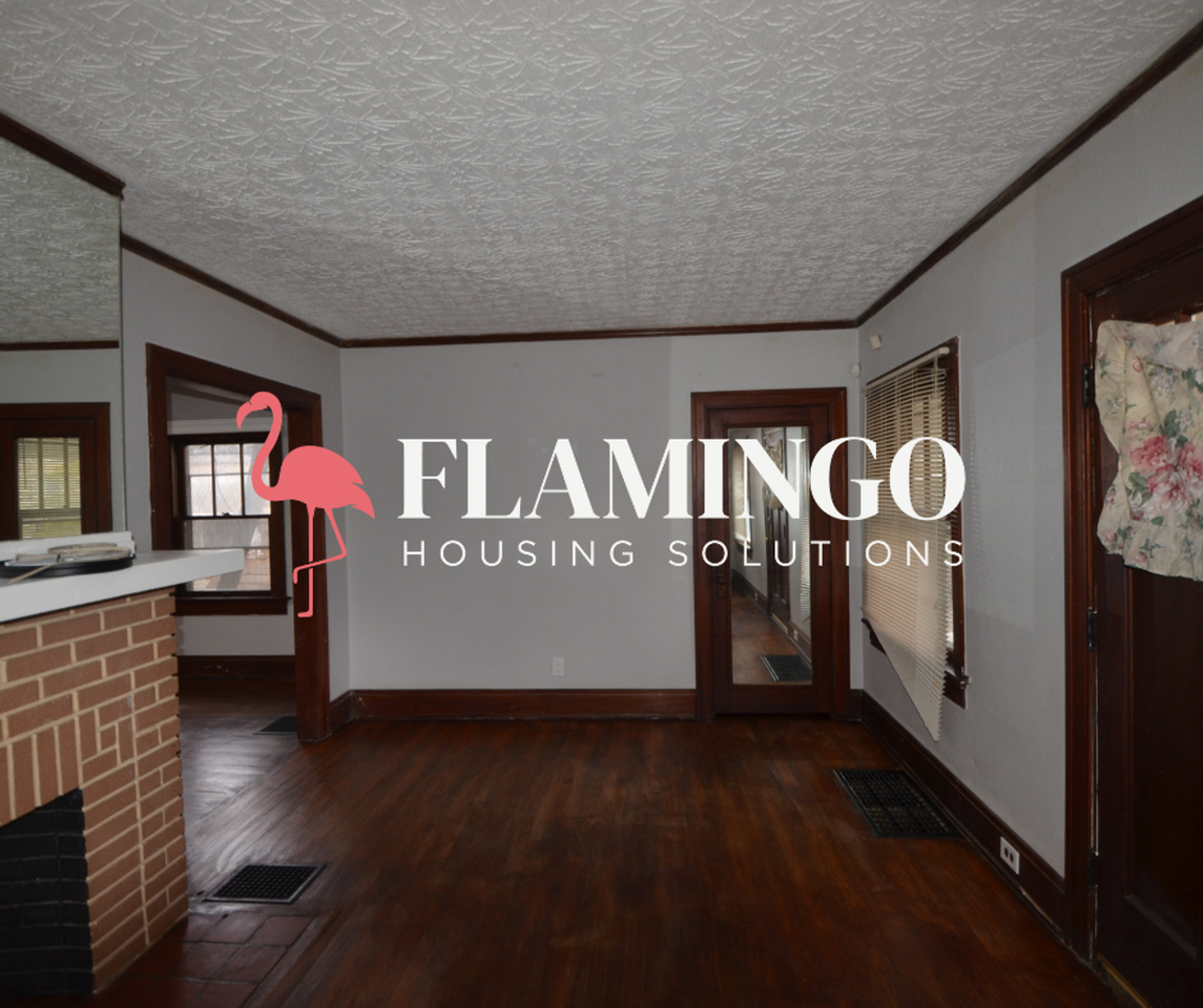 622 W Fairview Ave - Photo 4 of 15