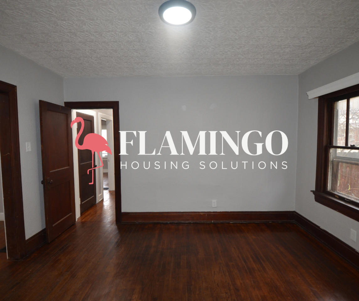 622 W Fairview Ave - Photo 6 of 15