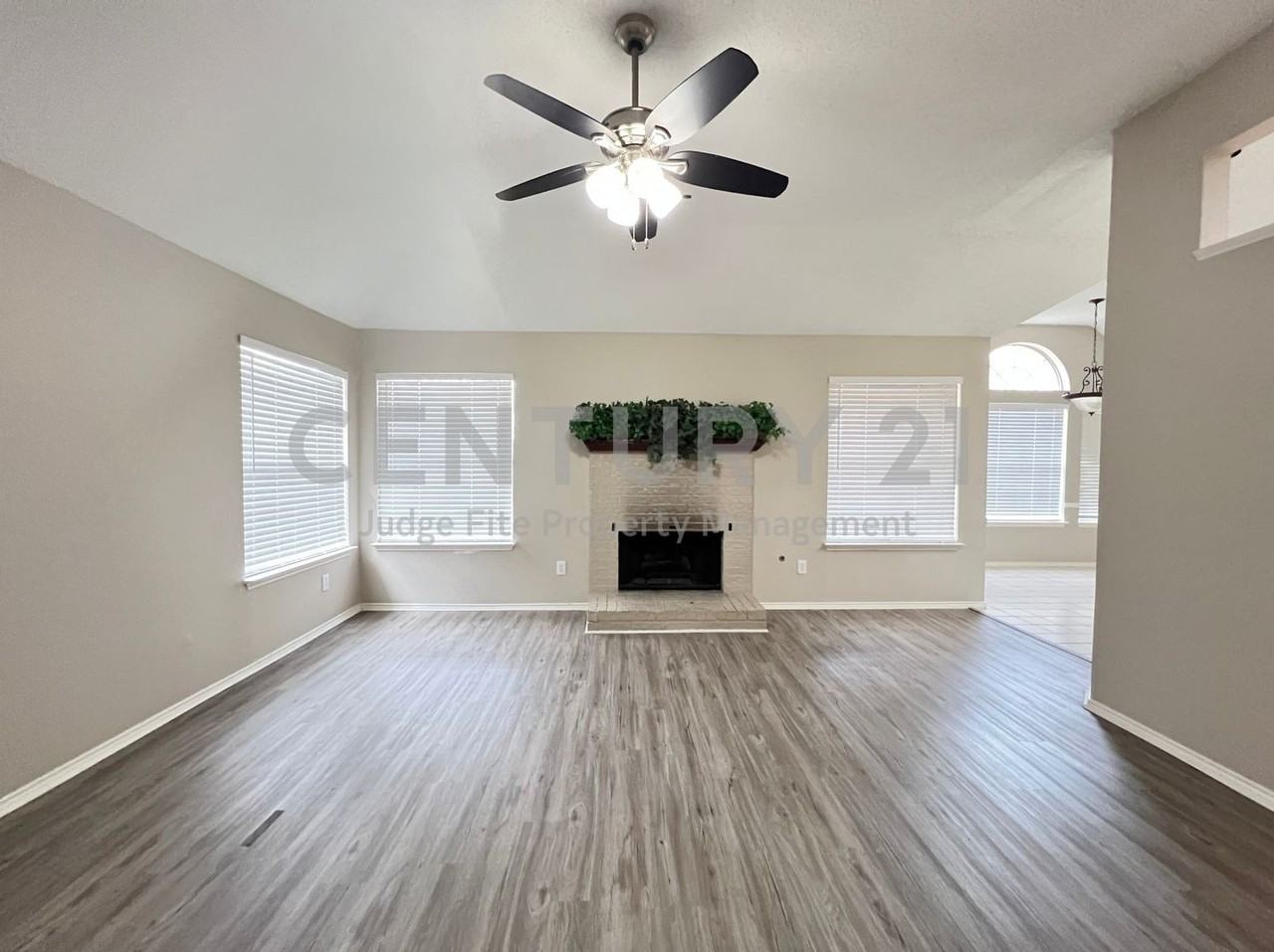 15 Heritage Way - Photo 3 of 11