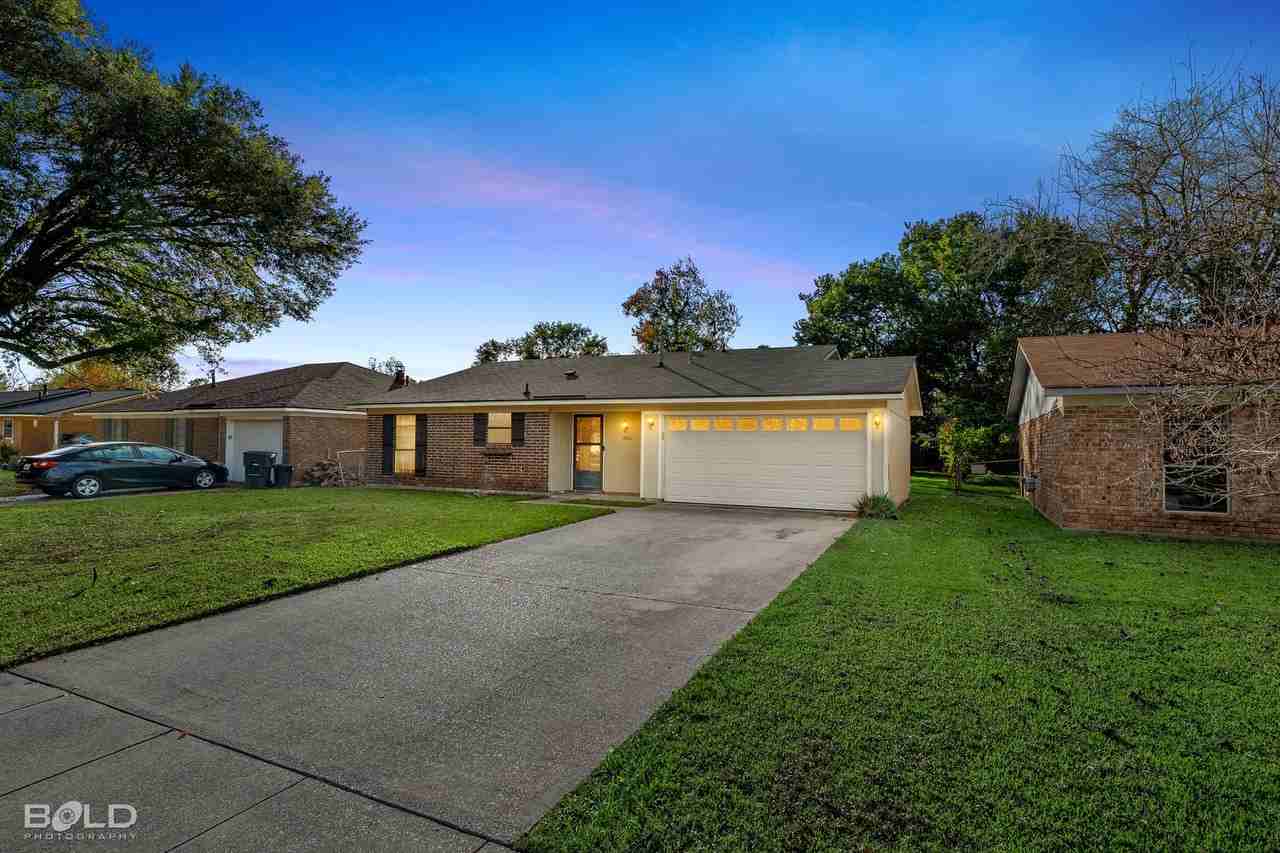4810 General Scott Place - Photo 2 of 33
