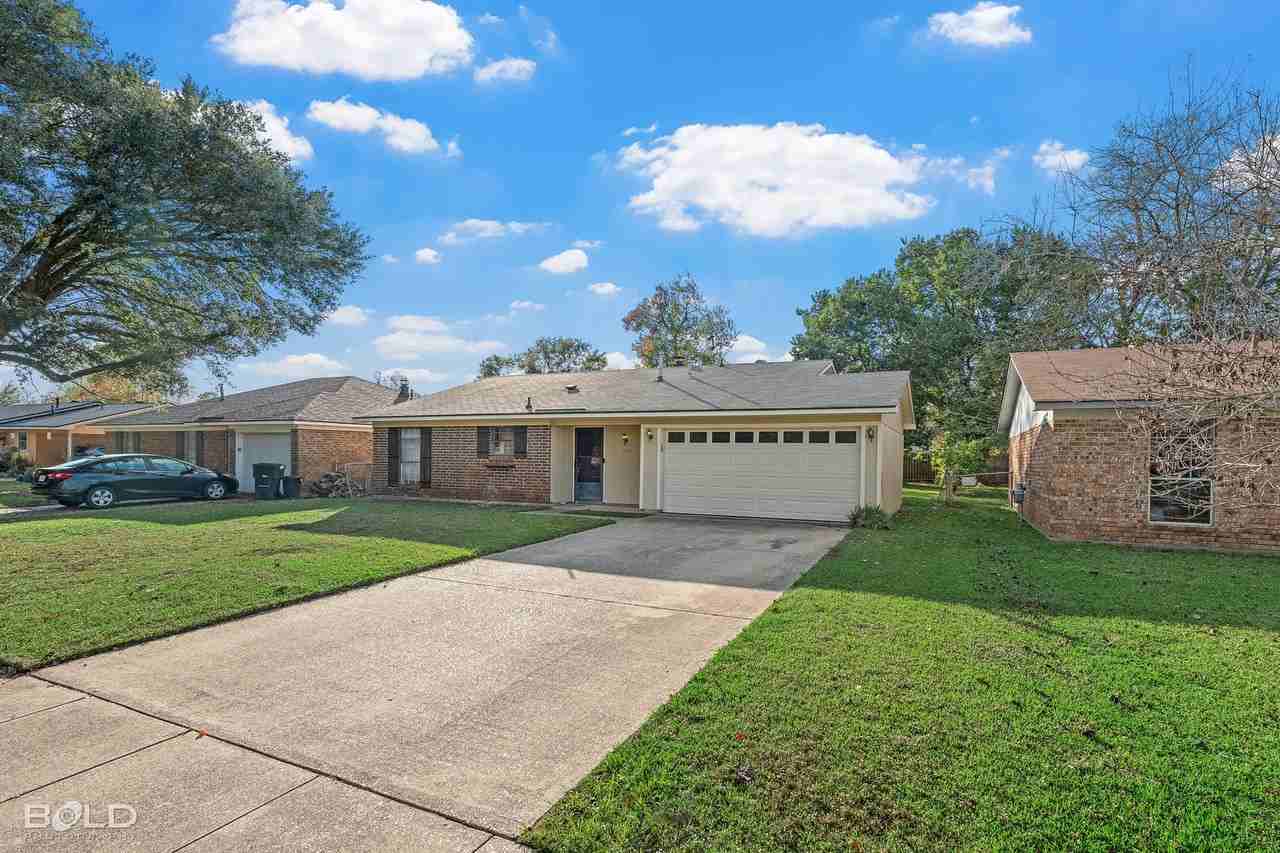 4810 General Scott Place - Photo 3 of 33