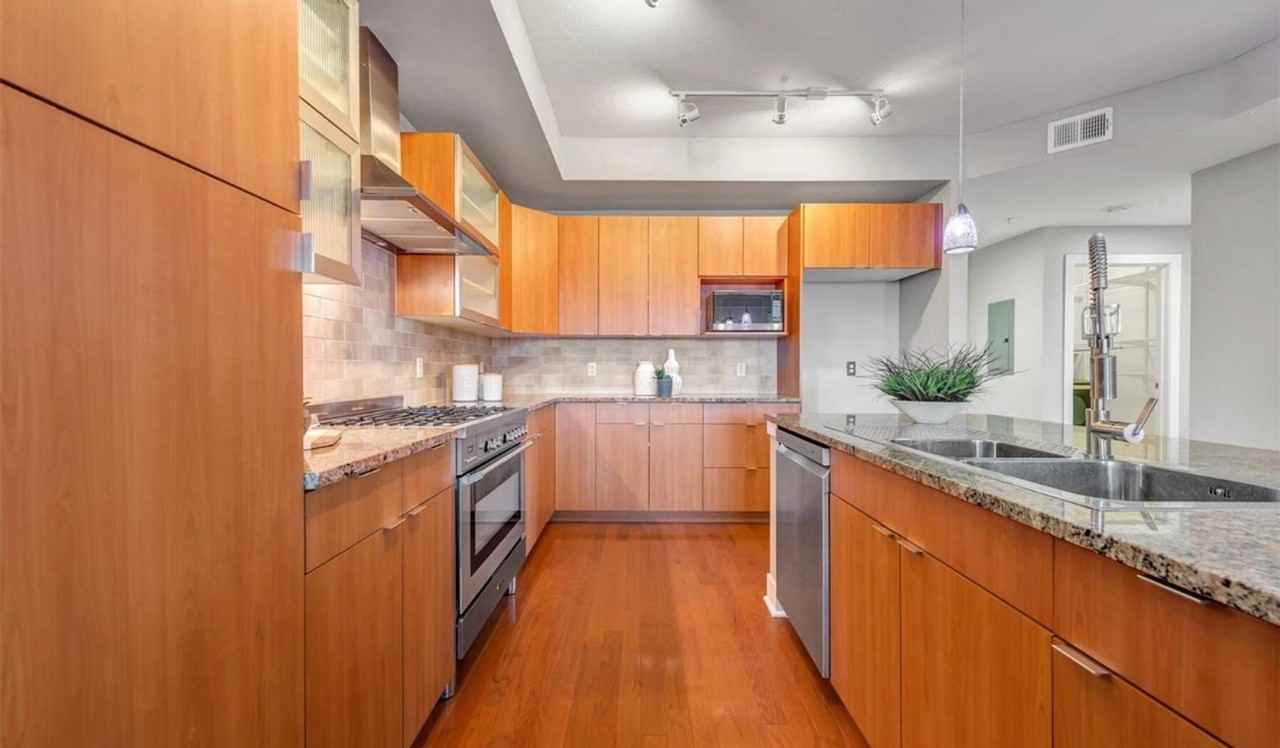 2240 Clay Street #510 - Photo 5 of 20