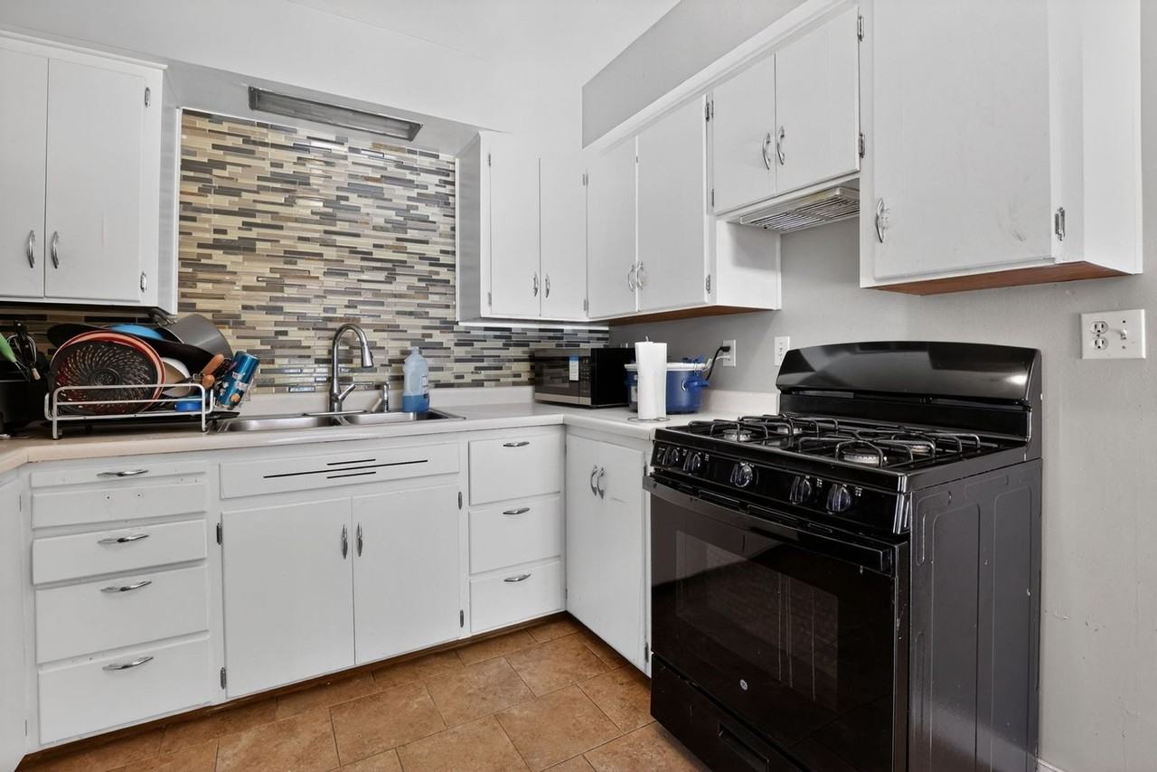 800 W Joliet St - Photo 6 of 32