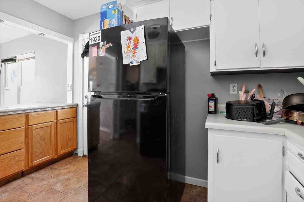 800 W Joliet St - Photo 7 of 32