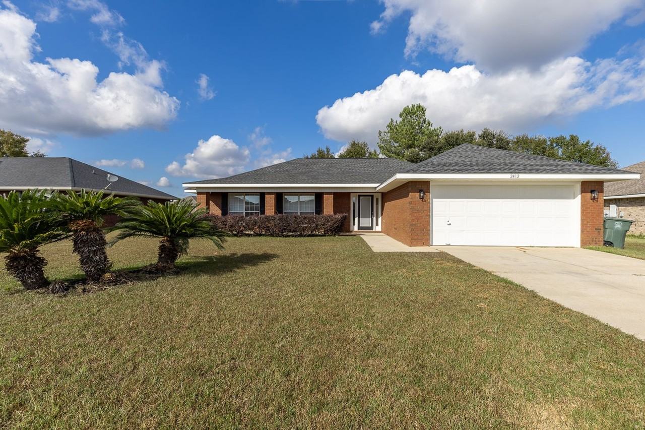 2482 W Ashford Park Dr - Photo 2 of 19