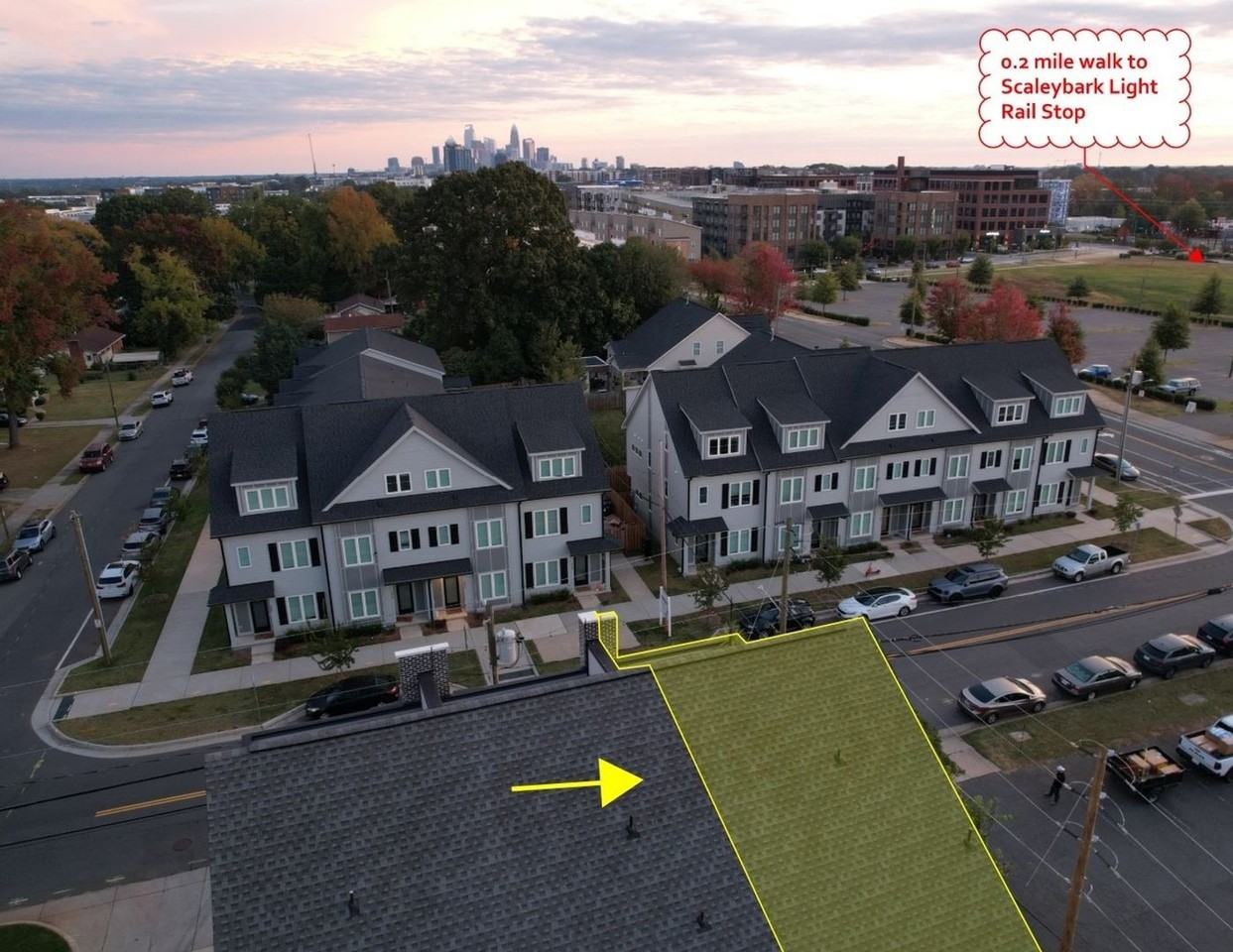 215 Freeland Ln - Photo 2 of 37