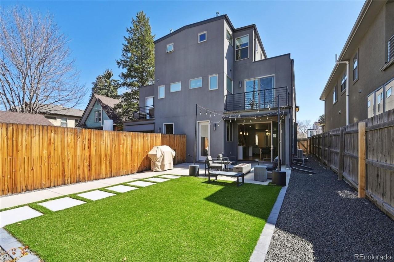 2067 S Clayton St - Photo 4 of 50