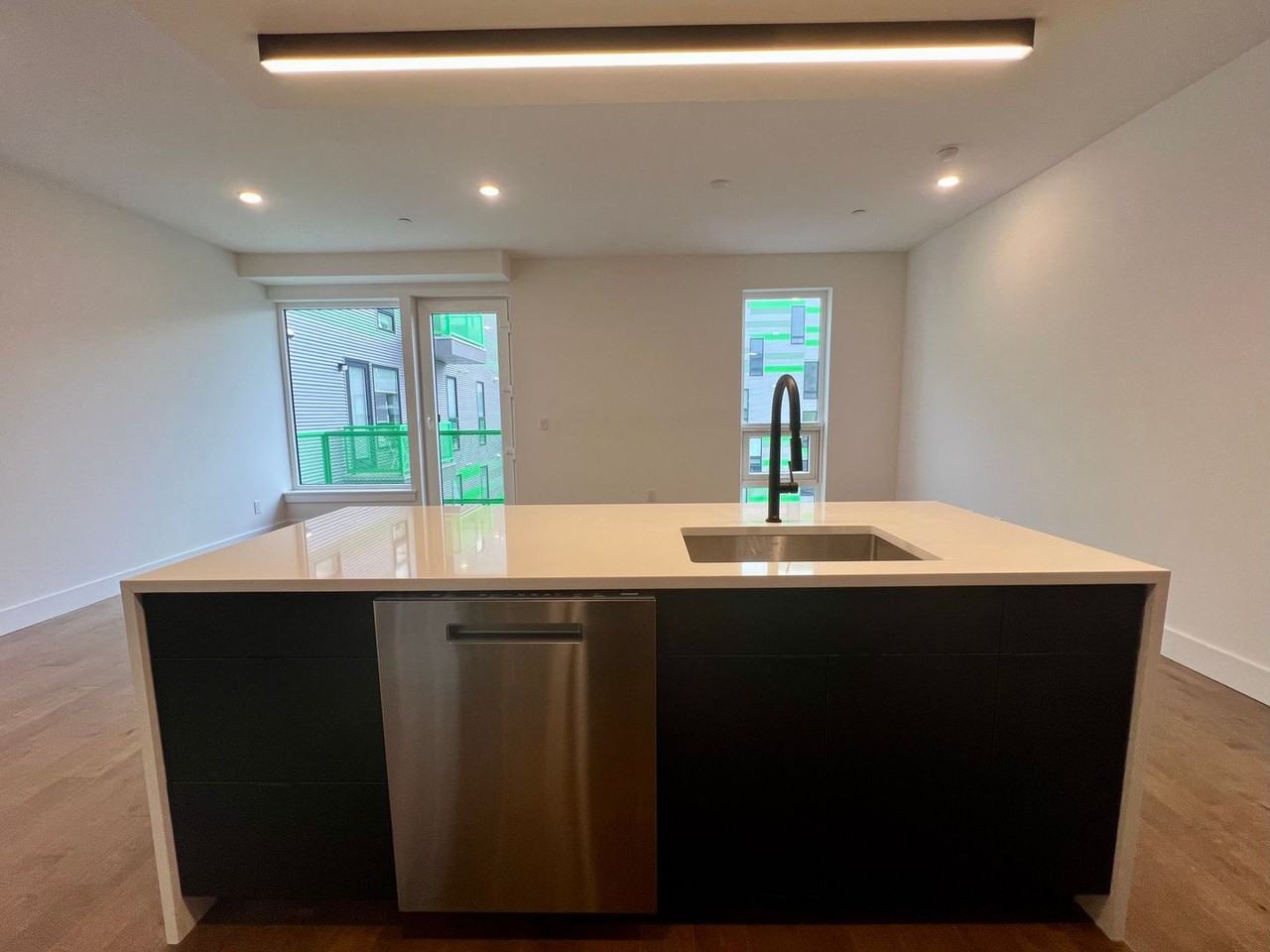 1501 N 31st St #418 - Photo 7 of 25