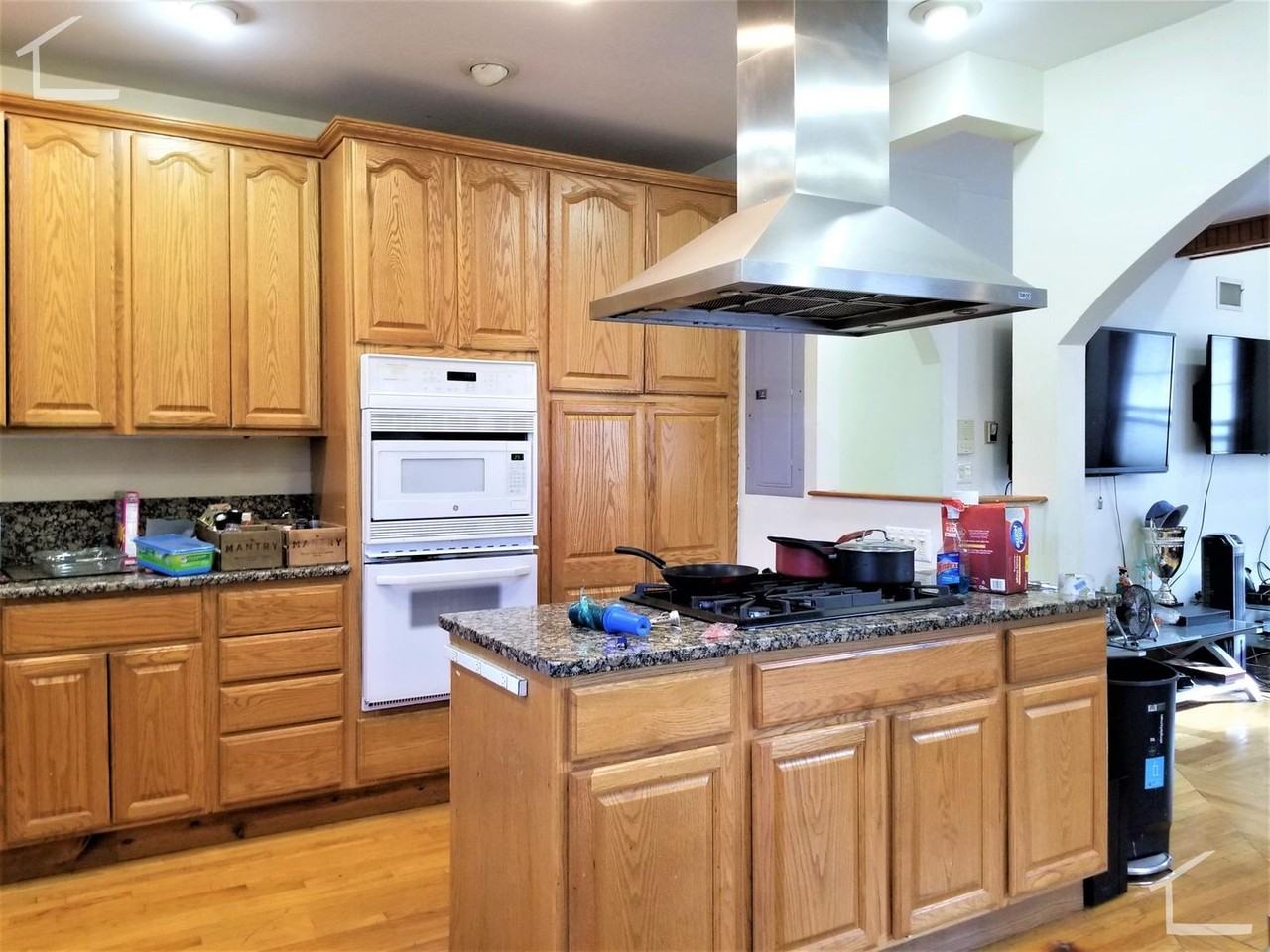 37 Babcock Street - Photo 7 of 26