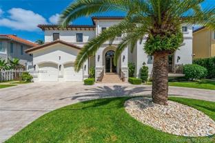 16433 Northeast 31st Avenue #0 - Photo 1 of 1