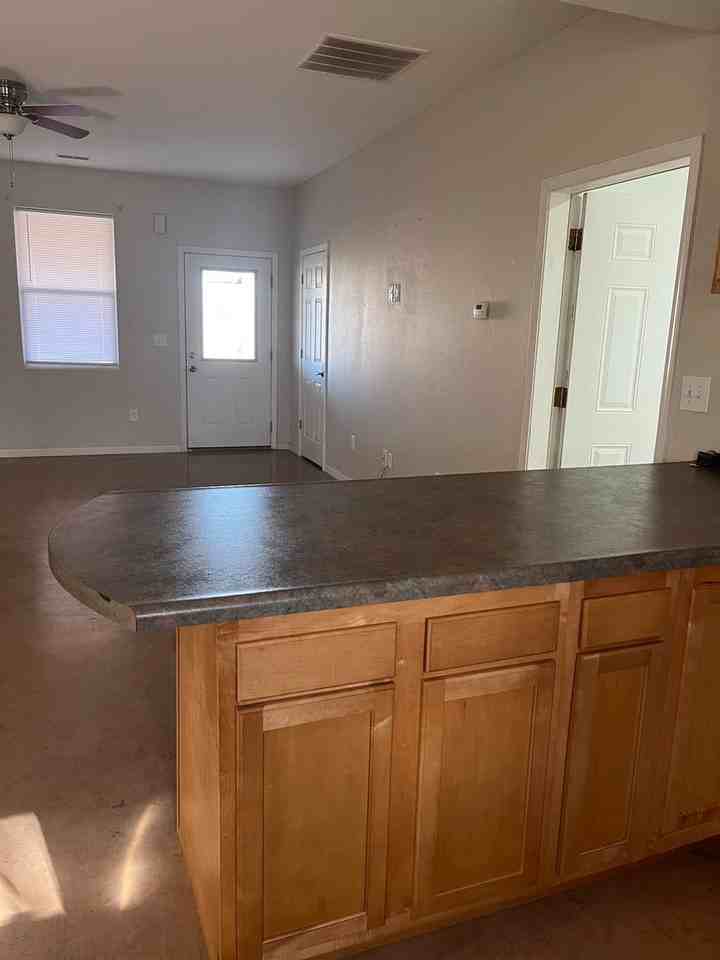 625 Highway W - Photo 4 of 16