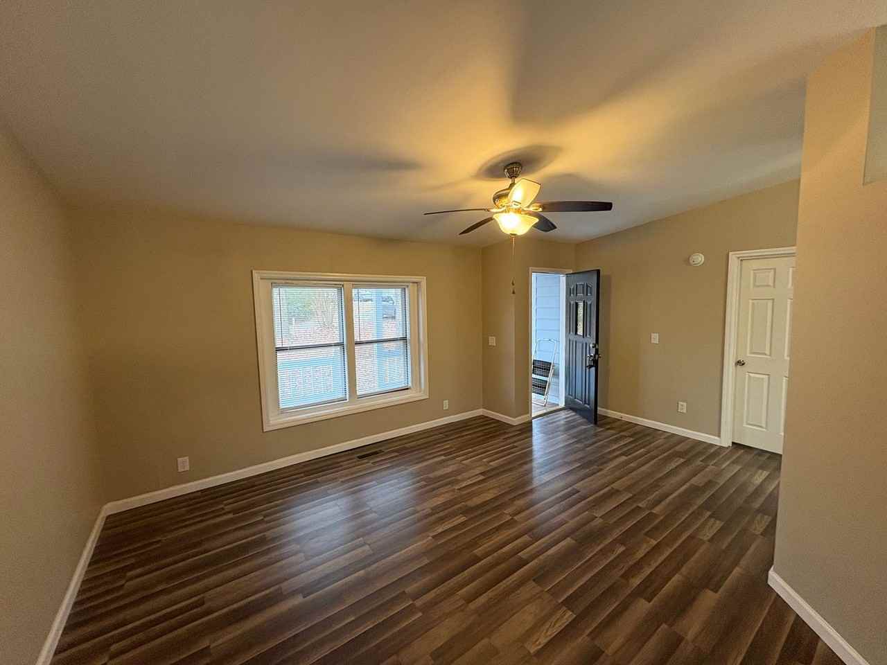 190 Green Acres - Photo 3 of 16