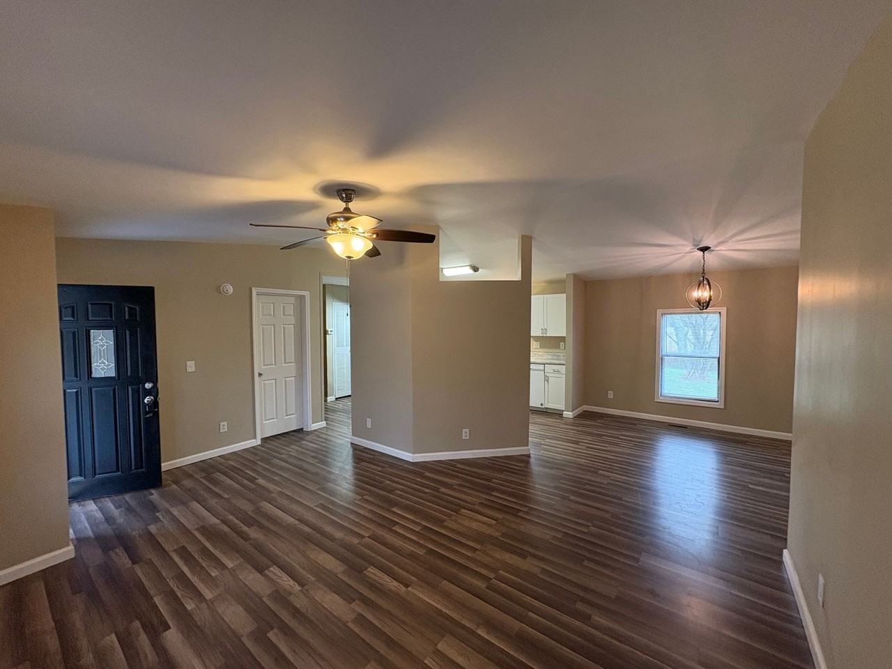 190 Green Acres - Photo 5 of 16