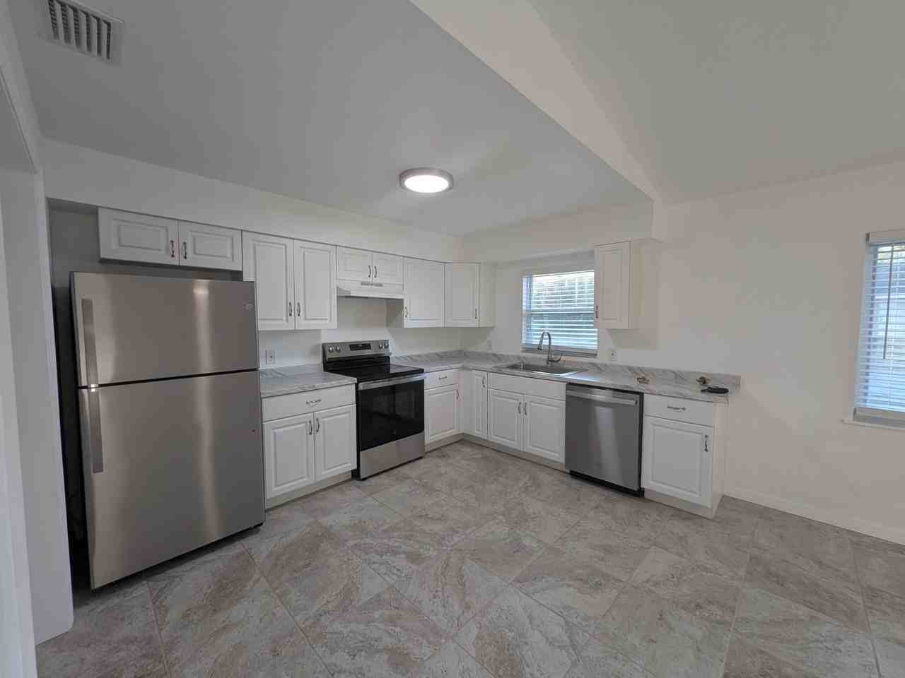 451 N Willowwood Pt - Photo 4 of 13