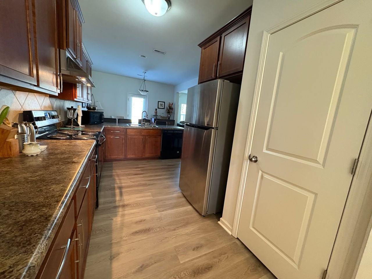 2466 Dog Leg Drive - Photo 4 of 25