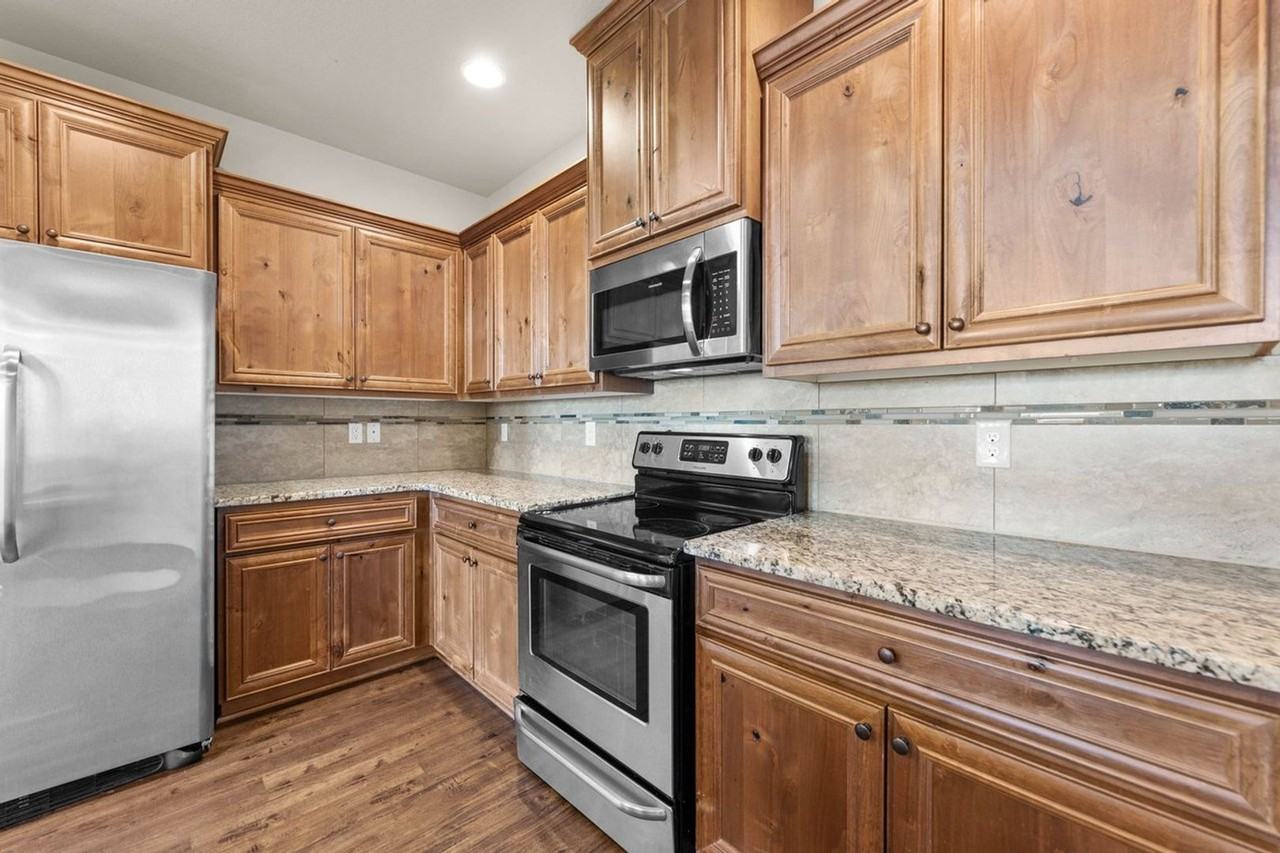 307 North 33rd Court - Photo 3 of 22