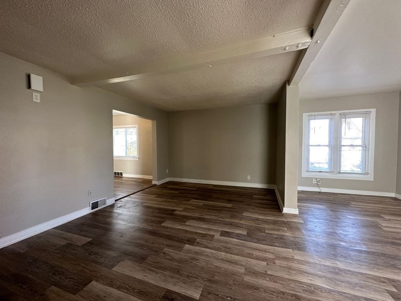 5723 North 38th Street - Photo 7 of 24