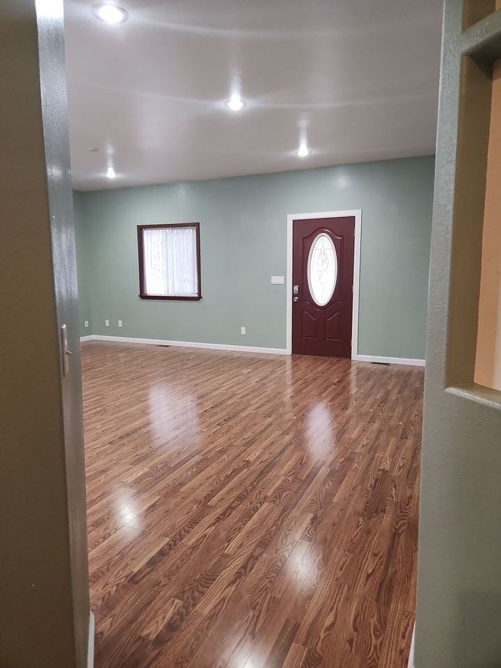 1102 Ashley Way - Photo 6 of 27