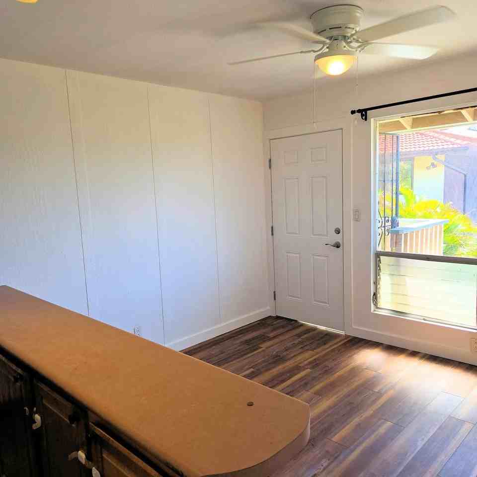 2136 Konou Pl - Photo 5 of 15