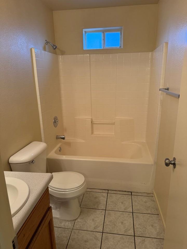 1442 N Cabello Ave - Photo 2 of 18