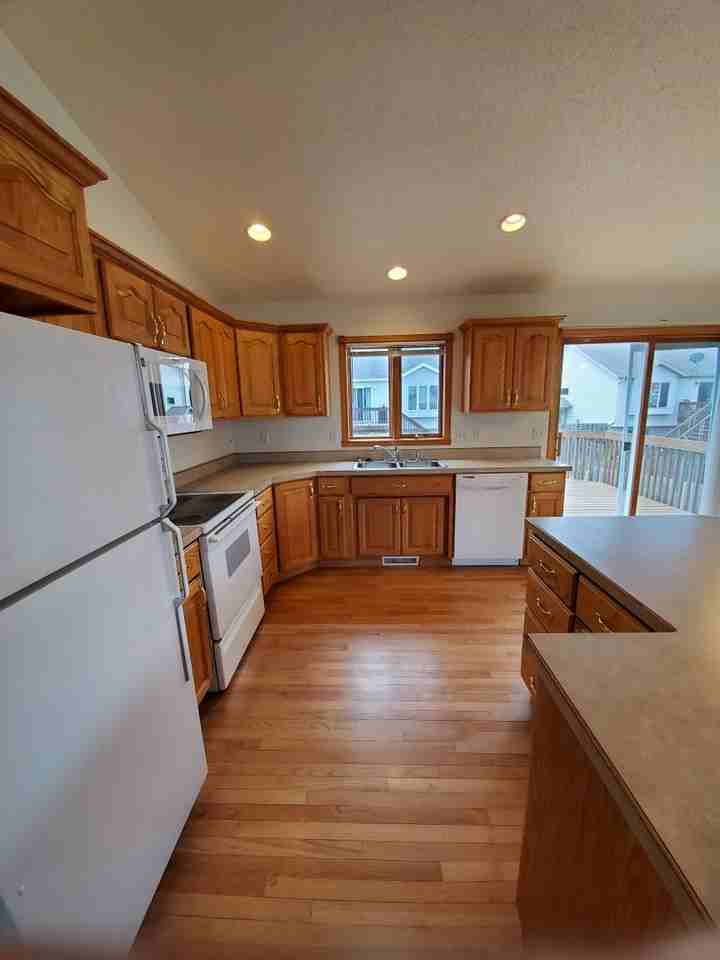1663 51st St S - Photo 2 of 15