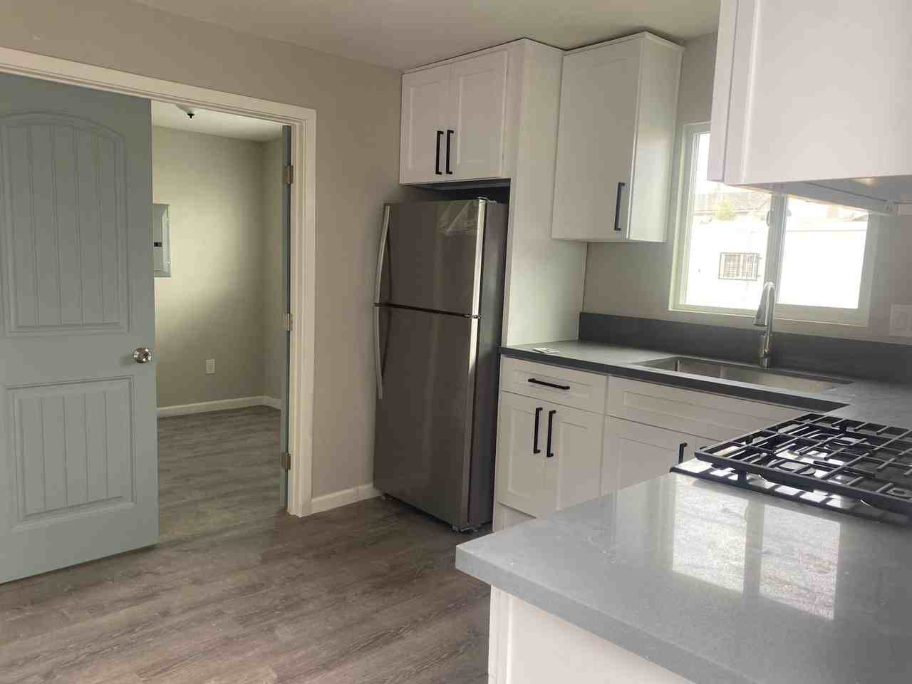 3536 1/2 47th St - Photo 7 of 10