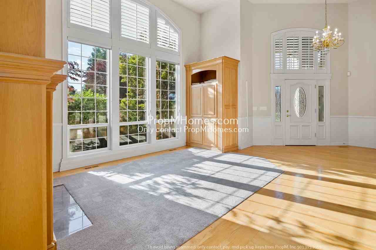 13602 Provincial Hill Way - Photo 5 of 29