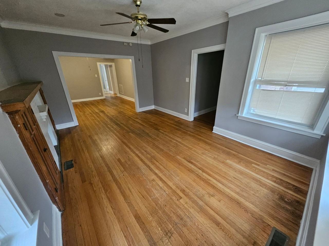 6136 S Richmond St - Photo 6 of 24