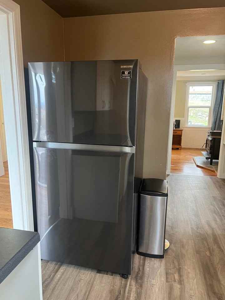 558 Windsor Pl Ne - Photo 6 of 33