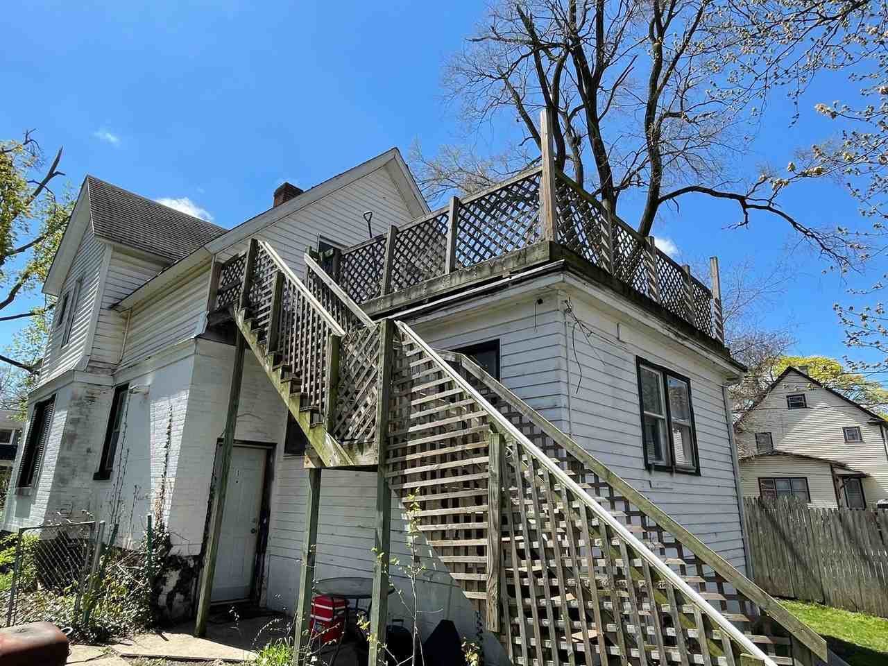 817 Egleston Avenue - Photo 7 of 8