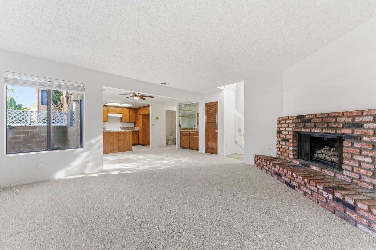 2286 Pacific Ave #E - Photo 5 of 19