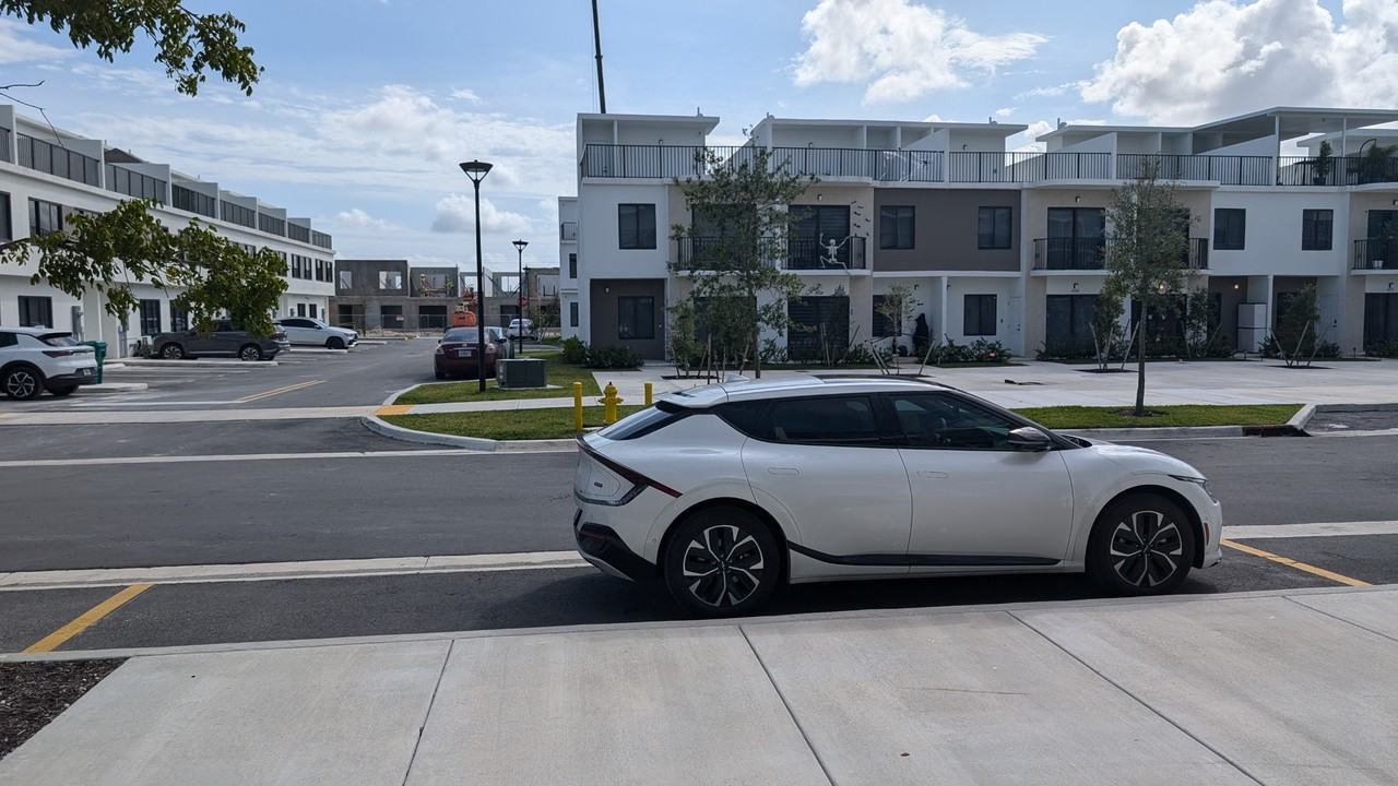 14559 Sw 261st St #1 - Photo 7 of 42