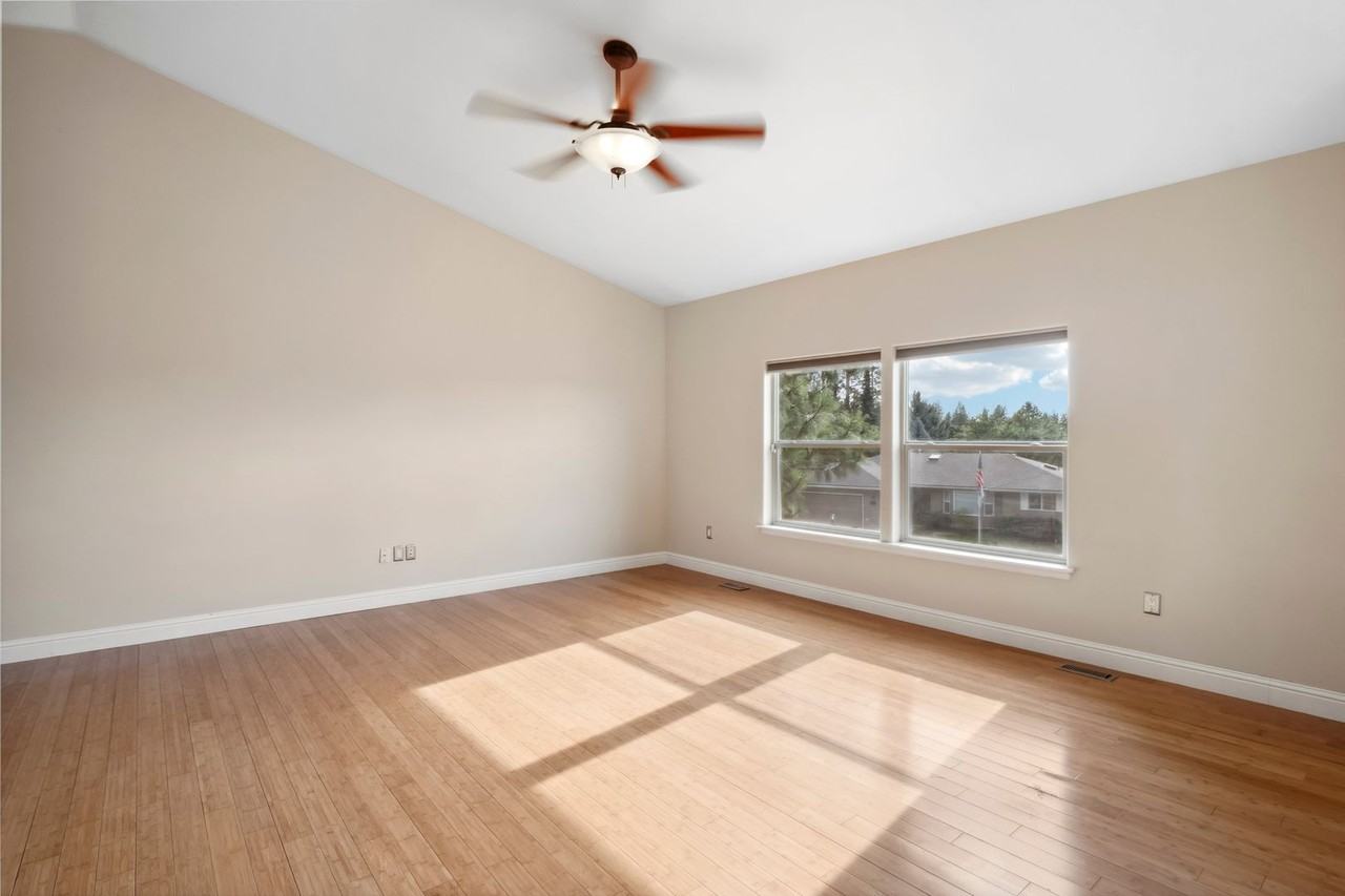 10320 N Woodridge Dr - Photo 7 of 32