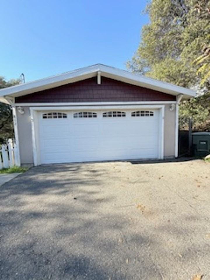 817 Holly Hill Road - Photo 5 of 18