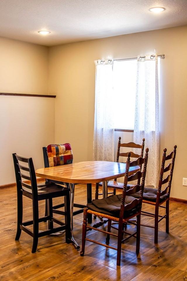 613 Sheldon Street - Photo 4 of 11