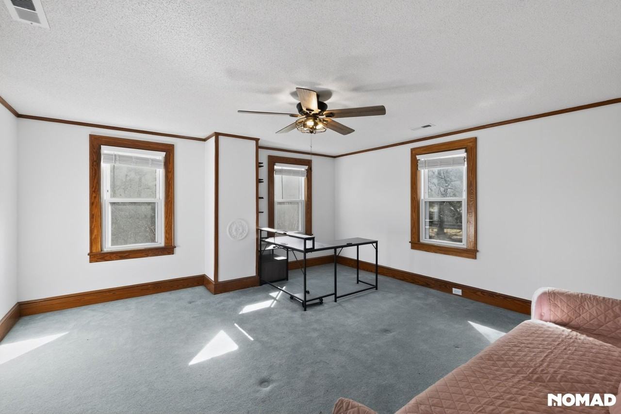 1144 Parsonage Street - Photo 5 of 25