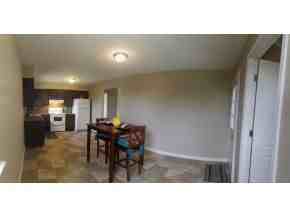 121 Cedar St - Photo 3 of 12