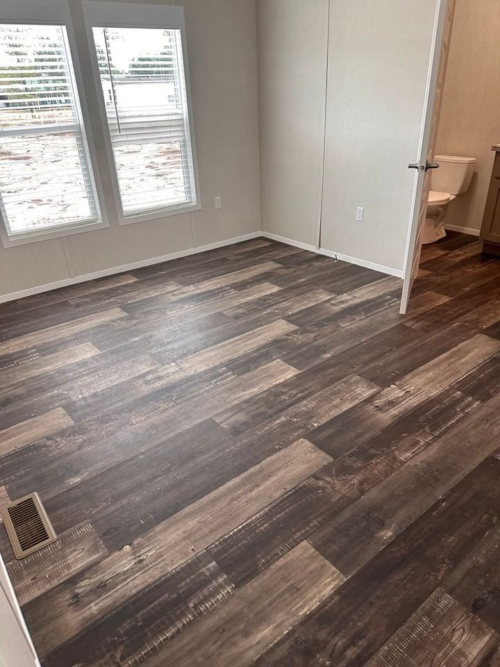 443 West Dogwood Avenue - Photo 4 of 11