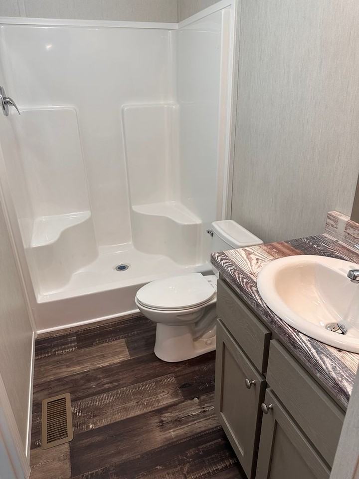 443 West Dogwood Avenue - Photo 5 of 11