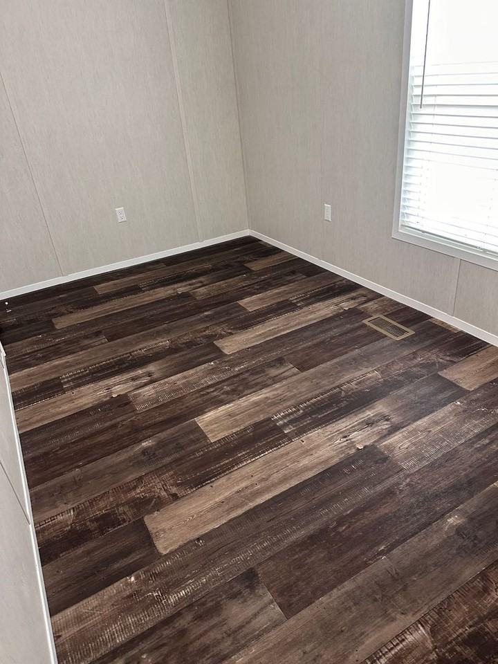 433 West Dogwood Avenue - Photo 2 of 10