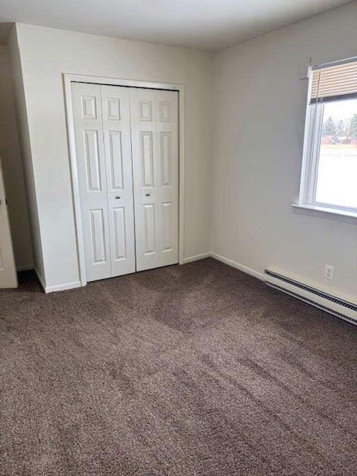 9031 Cedar Lake Road - Photo 3 of 8