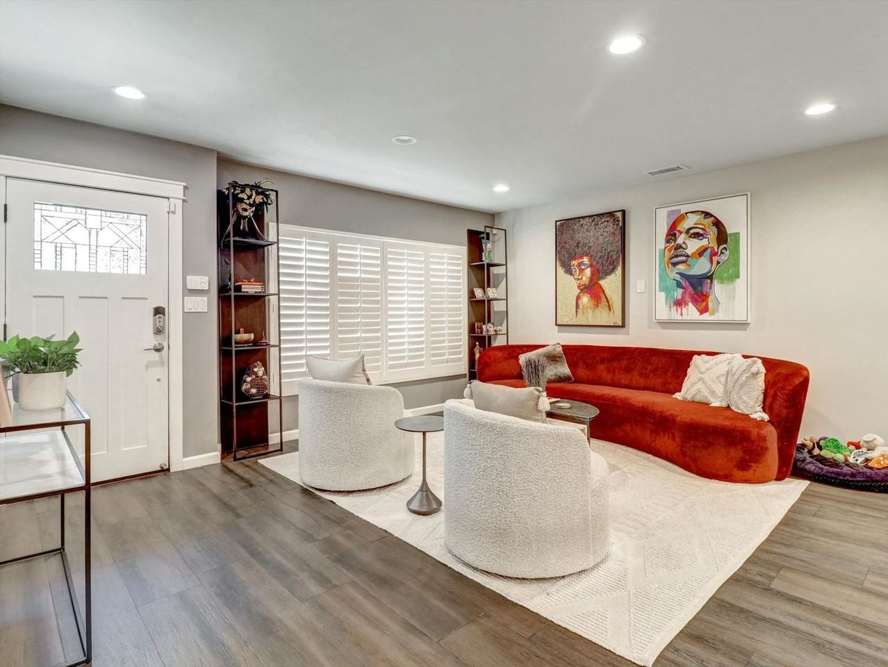 5437 Coolidge Avenue - Photo 6 of 33