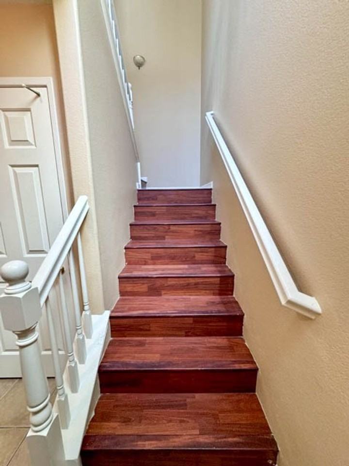 25826 Iris Avenue - Photo 5 of 39